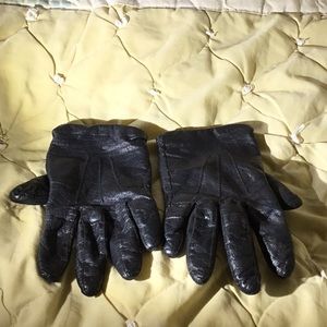 *FREE*WithANY*PURCHASE🌹LEATHER GLOVES!